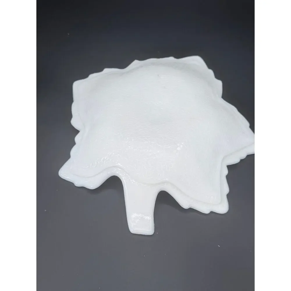 Vintage Westmoreland Bramble Milk Glass Maple Leaf Dish 8 Inch White